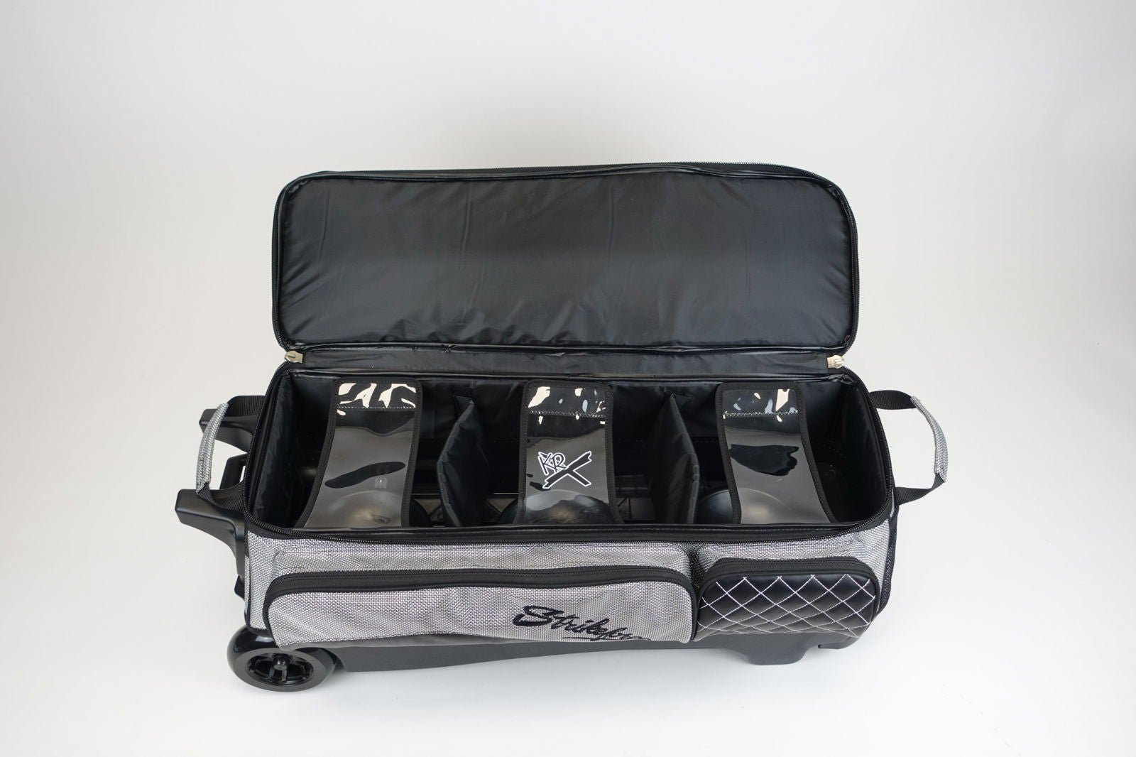 KR Strikeforce Royal Flush Triple Roller Silver Bowling Bag - Image 3
